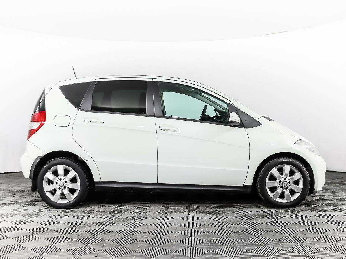 Mercedes-Benz A-Класс с пробегом — 2010 год. Фото: #3