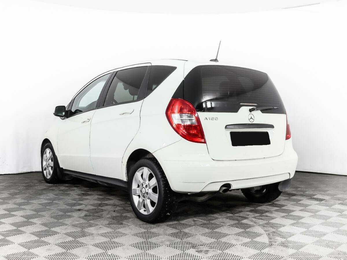 Mercedes-Benz A-Класс с пробегом — 2010 год. Фото: #6