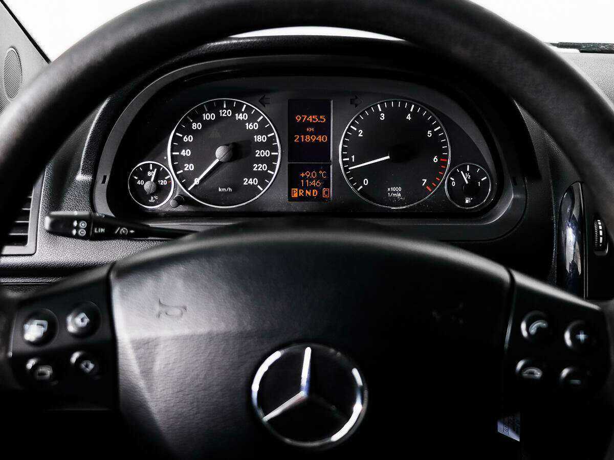 Mercedes-Benz A-Класс с пробегом — 2010 год. Фото: #14