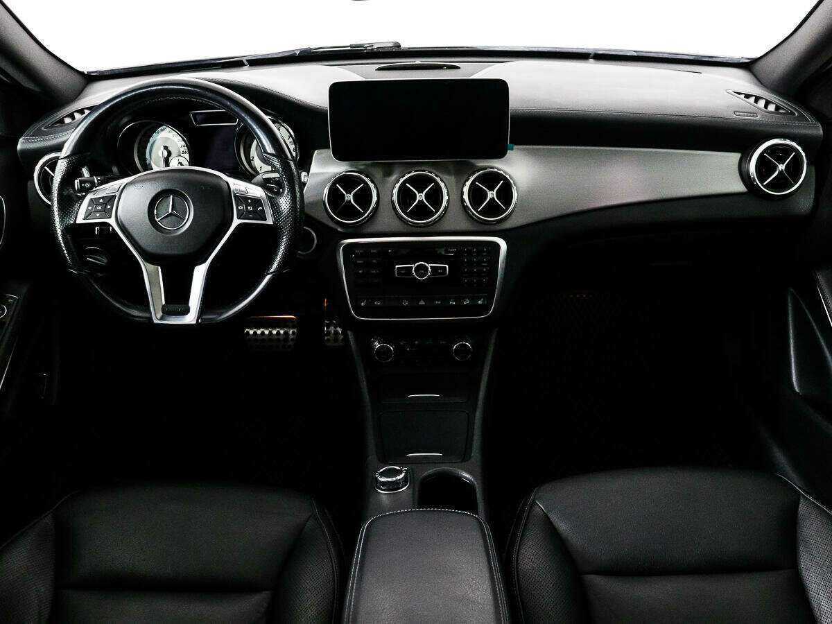 Mercedes-Benz GLA с пробегом — 2014 год. Фото: #11