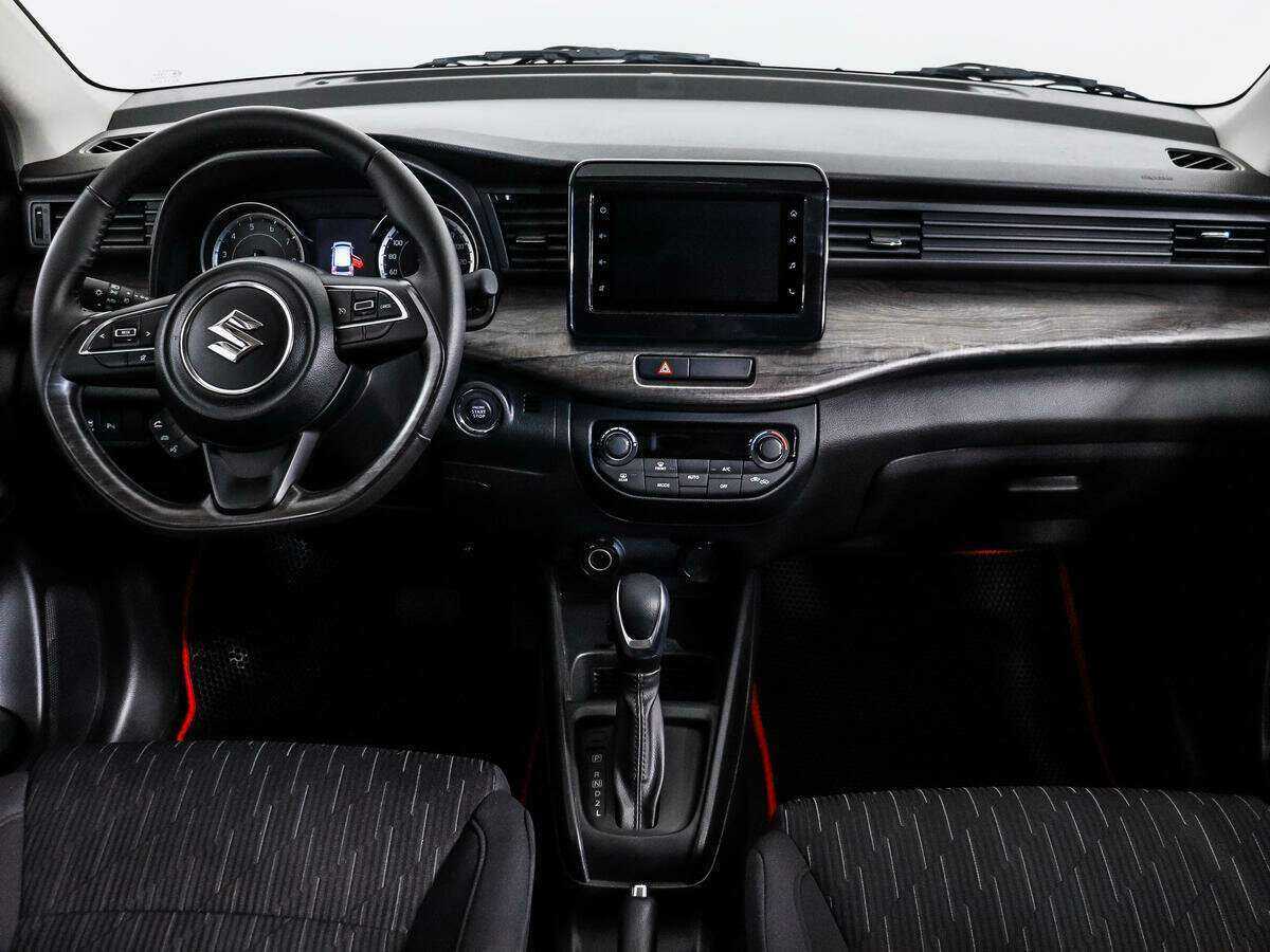 Suzuki Ertiga с пробегом — 2022 год. Фото: #13