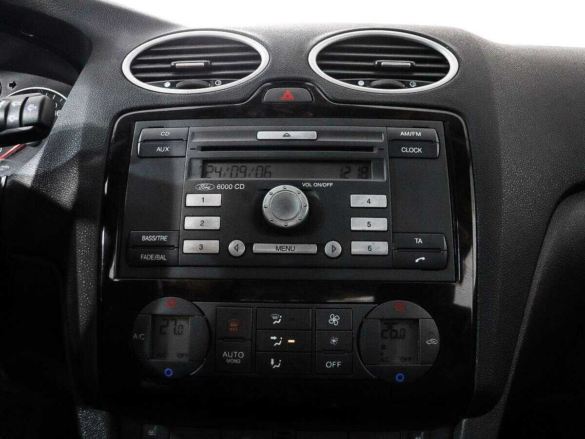 Ford Focus с пробегом — 2007 год. Фото: #12