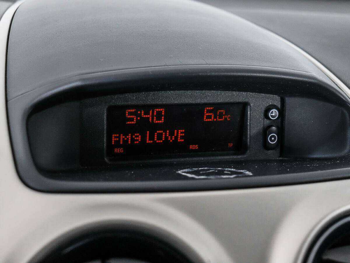 Opel Corsa с пробегом — 2008 год. Фото: #13