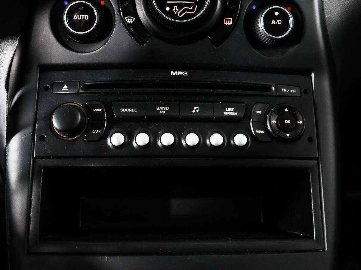 Citroen C3 Picasso с пробегом — 2009 год. Фото: #12