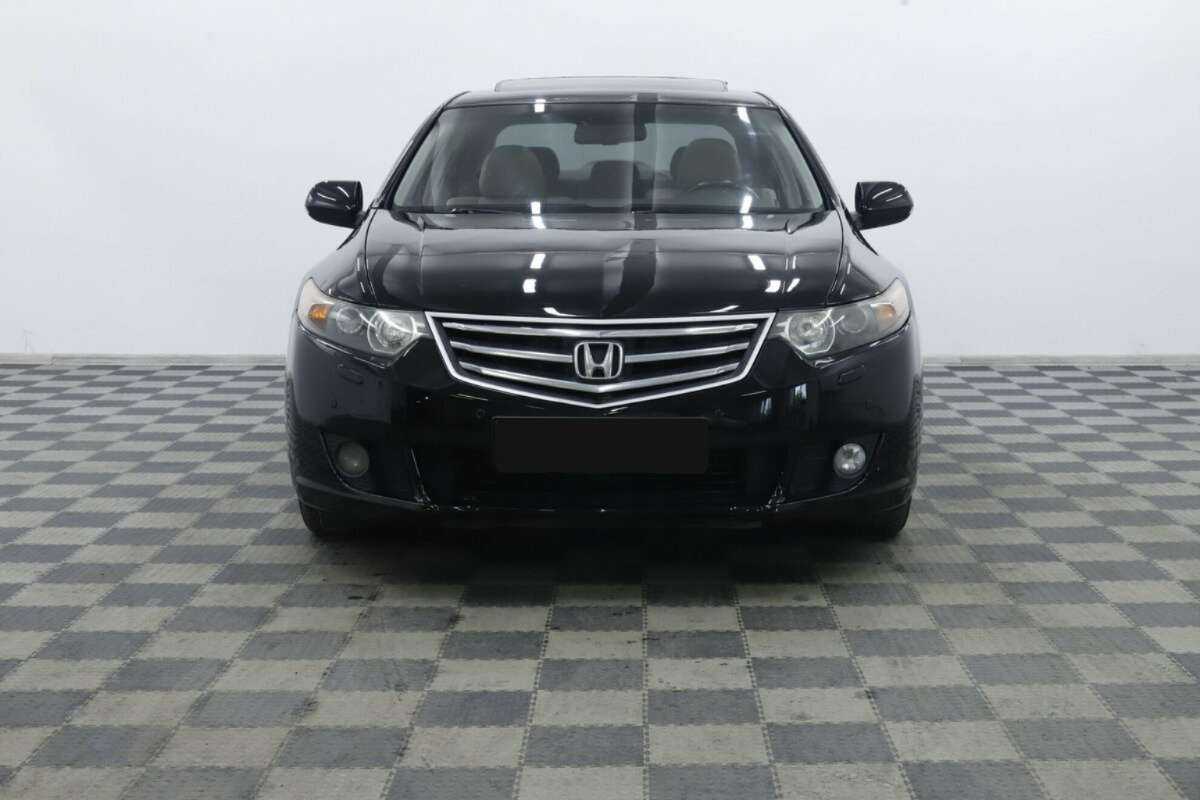 Honda Accord с пробегом — 2011 год. Фото: #4