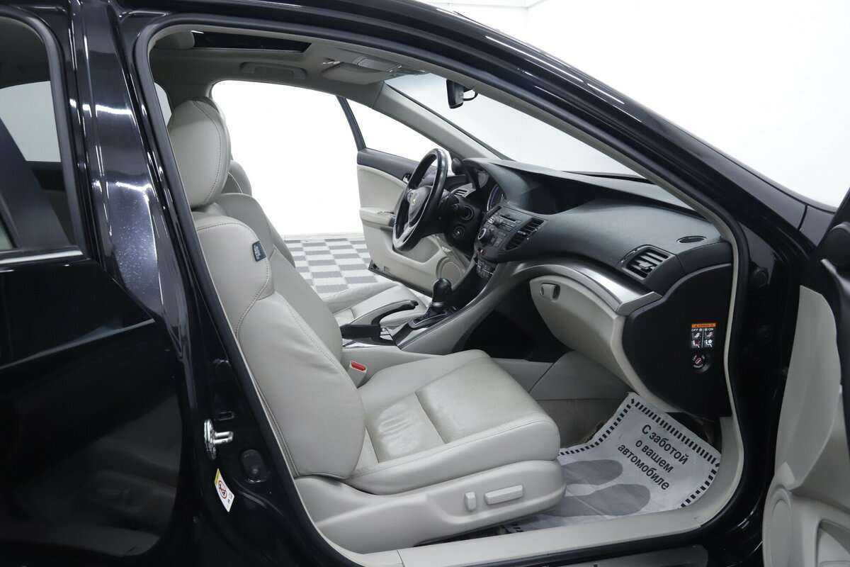 Honda Accord с пробегом — 2011 год. Фото: #15