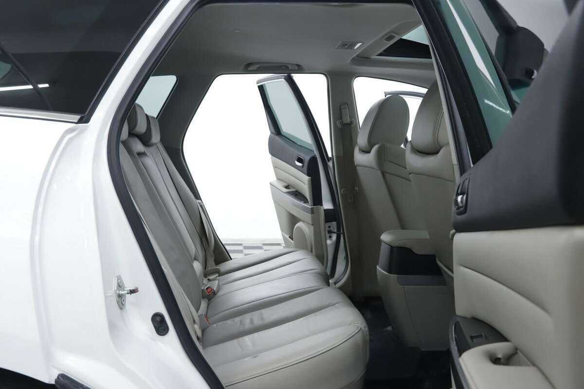 Mazda CX-7 с пробегом — 2012 год. Фото: #16