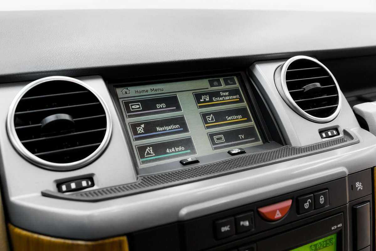 Land Rover Discovery с пробегом — 2009 год. Фото: #10