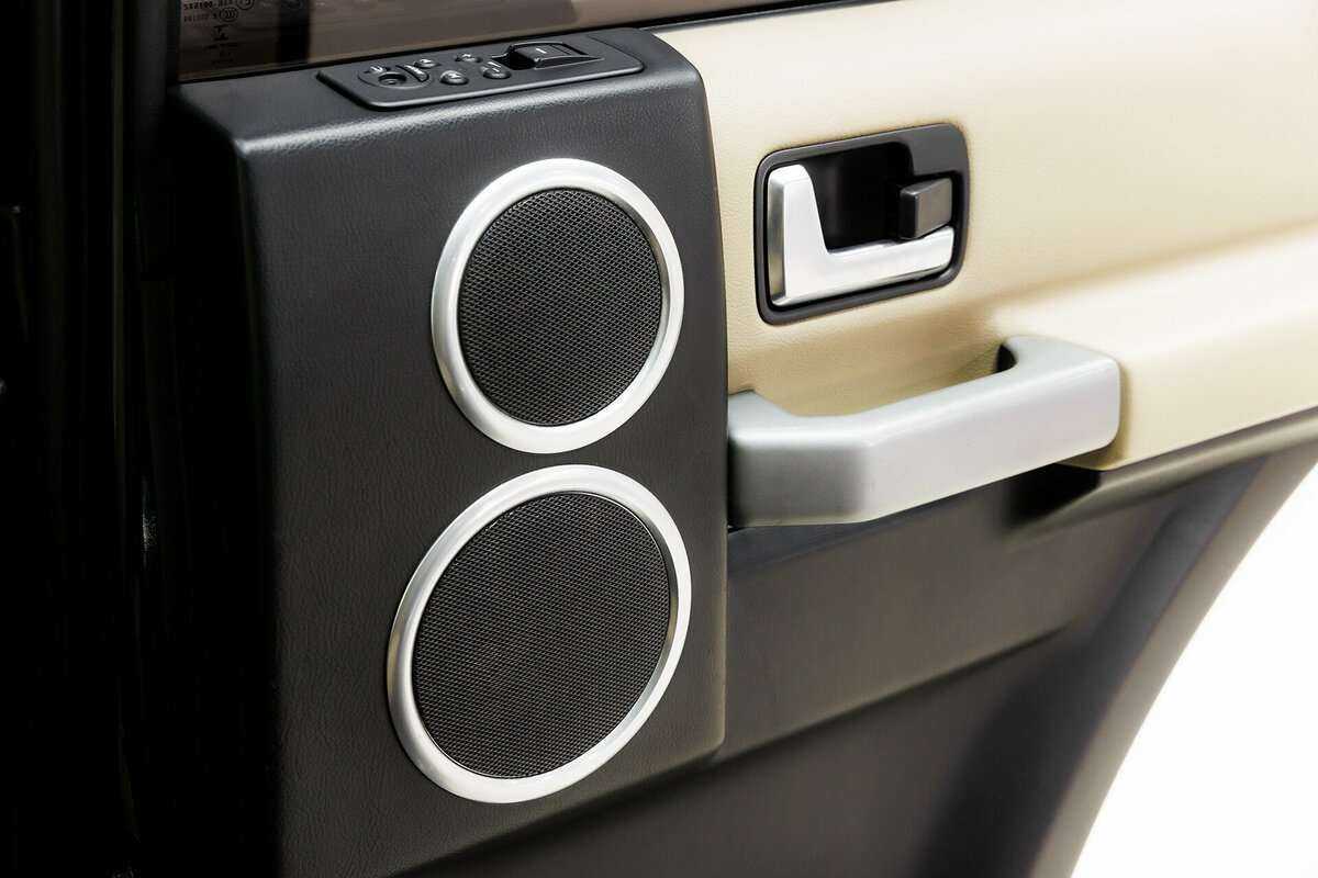 Land Rover Discovery с пробегом — 2009 год. Фото: #12