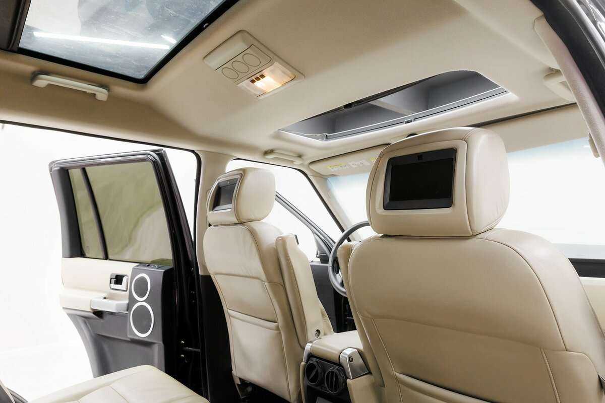 Land Rover Discovery с пробегом — 2009 год. Фото: #17