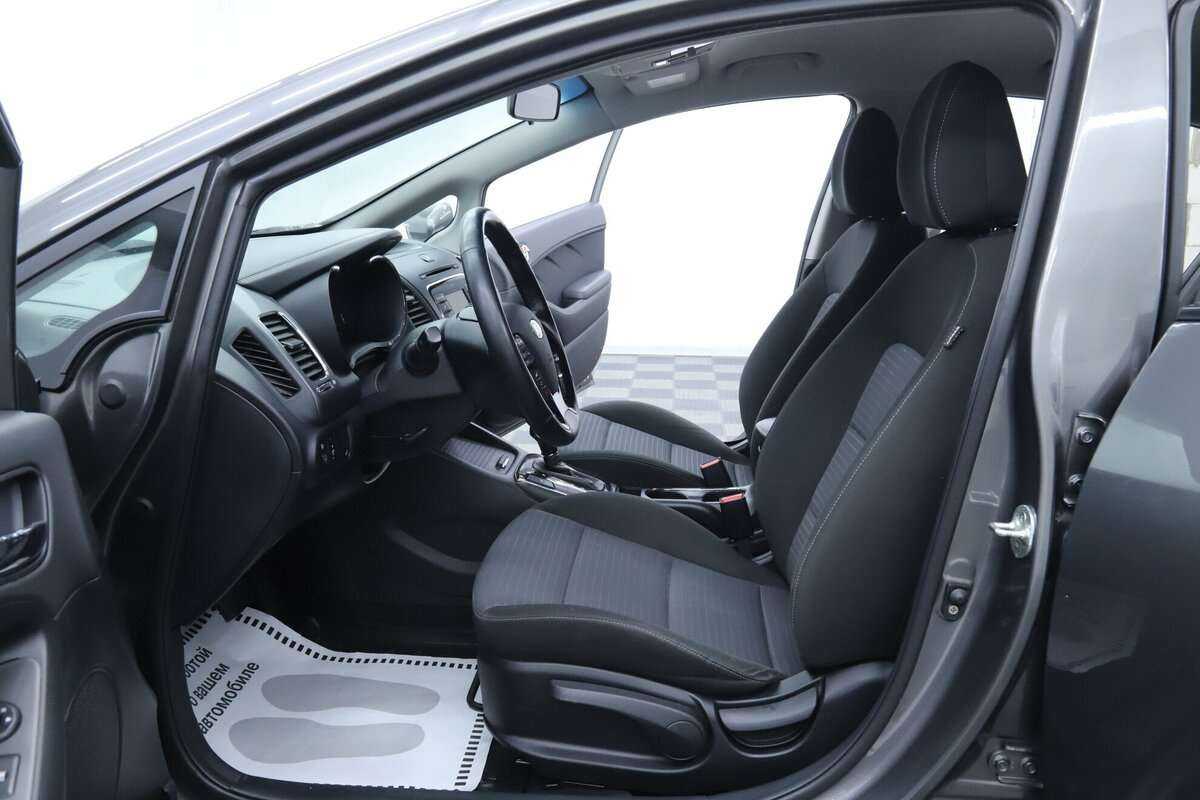 Kia Cerato с пробегом — 2018 год. Фото: #6