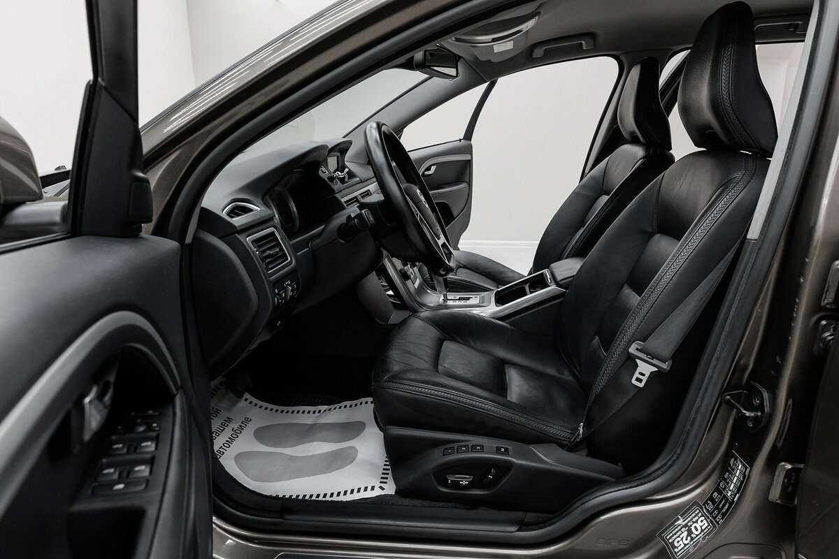 Volvo XC70 с пробегом — 2011 год. Фото: #7