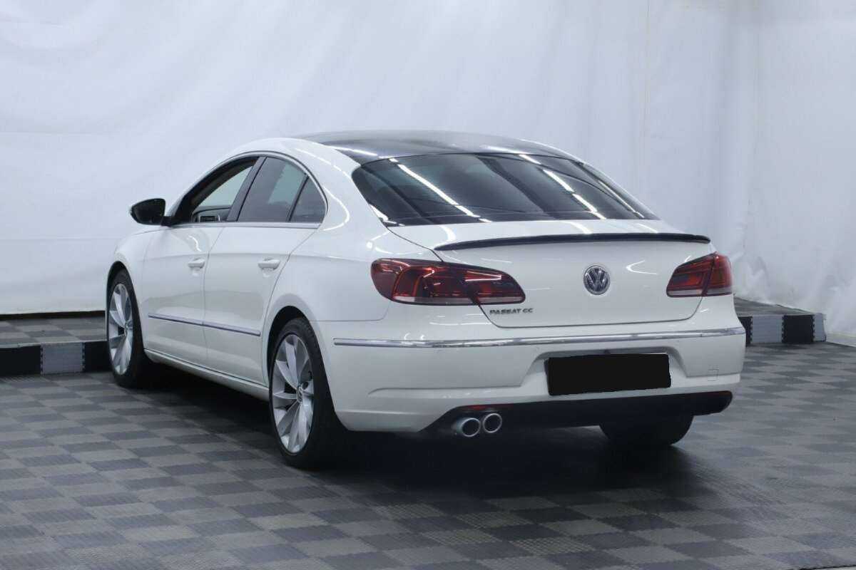 Volkswagen Passat CC с пробегом — 2013 год. Фото: #1