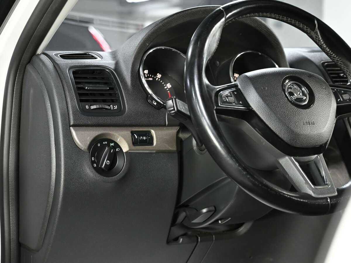 Skoda Yeti с пробегом — 2014 год. Фото: #4