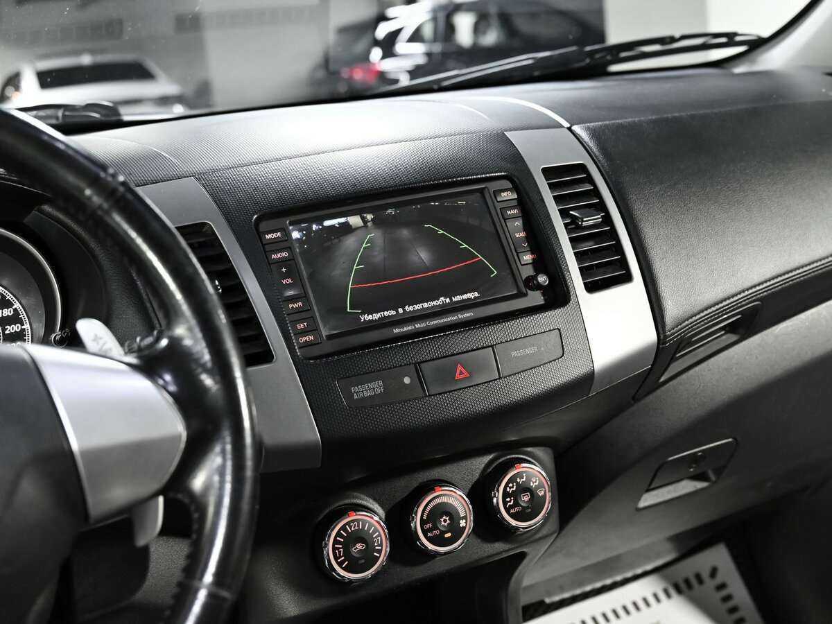 Mitsubishi Outlander с пробегом — 2010 год. Фото: #6