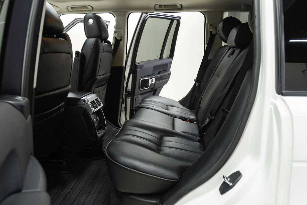 Land Rover Range Rover с пробегом — 2009 год. Фото: #22