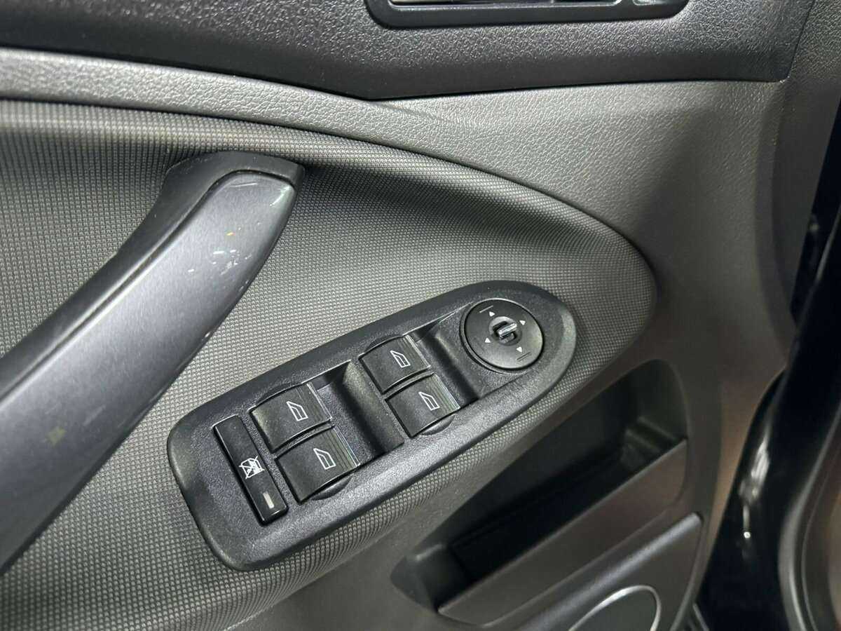 Ford Kuga с пробегом — 2011 год. Фото: #5