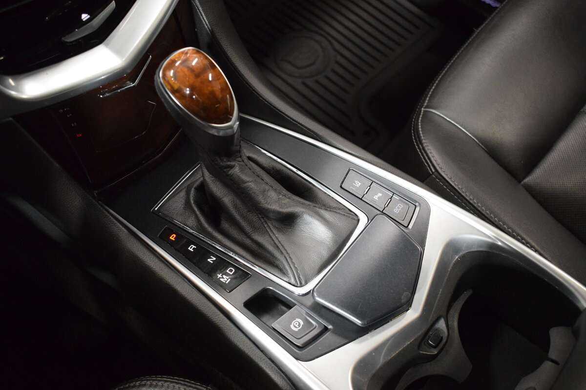 Cadillac SRX с пробегом — 2013 год. Фото: #22