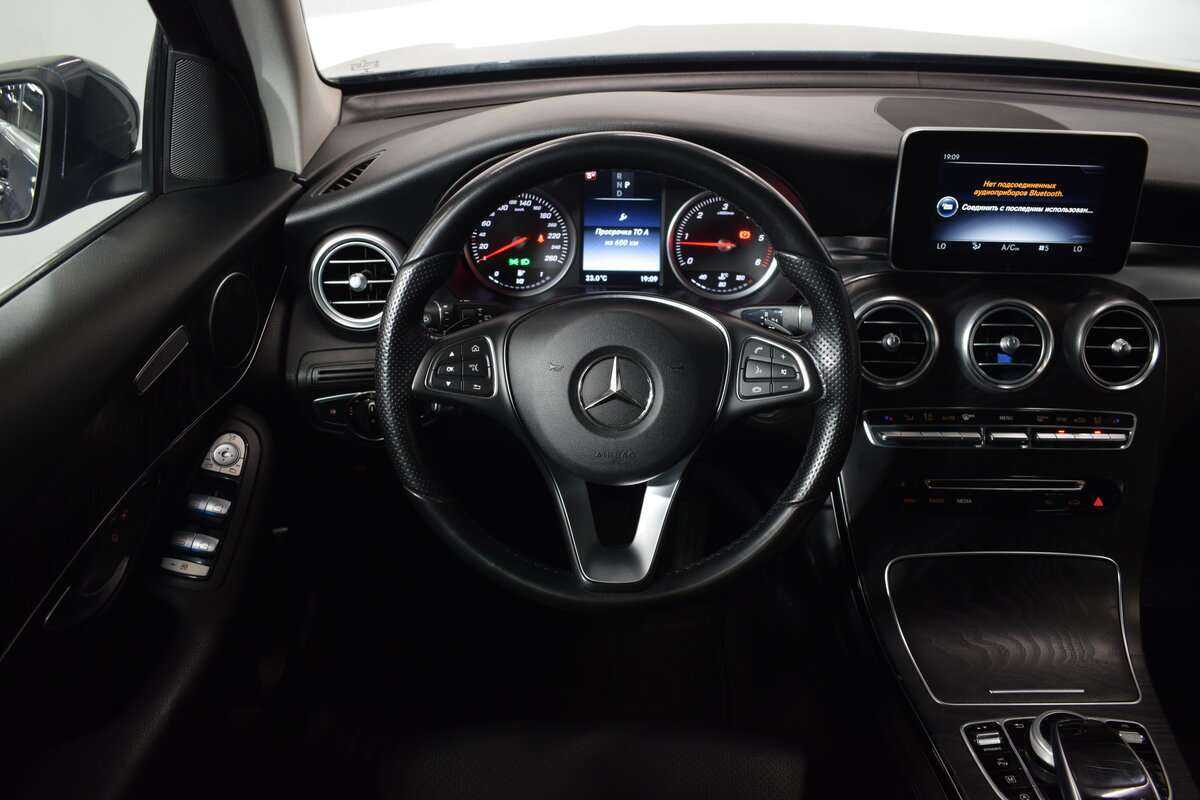 Mercedes-Benz GLC с пробегом — 2016 год. Фото: #15