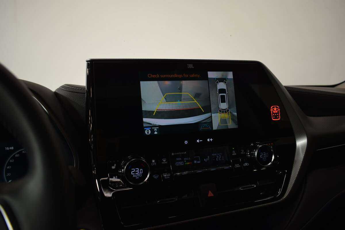 Toyota Highlander с пробегом — 2023 год. Фото: #28