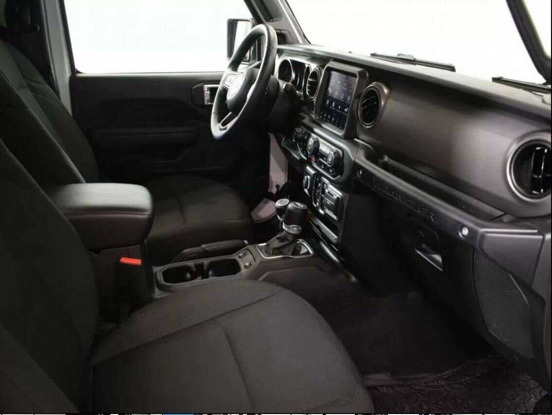 Jeep Wrangler с пробегом — 2022 год. Фото: #7