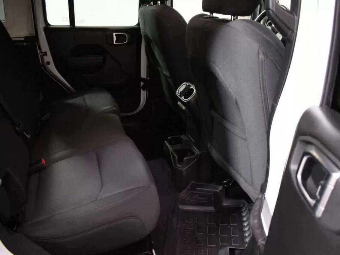 Jeep Wrangler с пробегом — 2022 год. Фото: #9