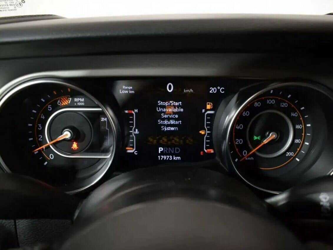 Jeep Wrangler с пробегом — 2022 год. Фото: #14