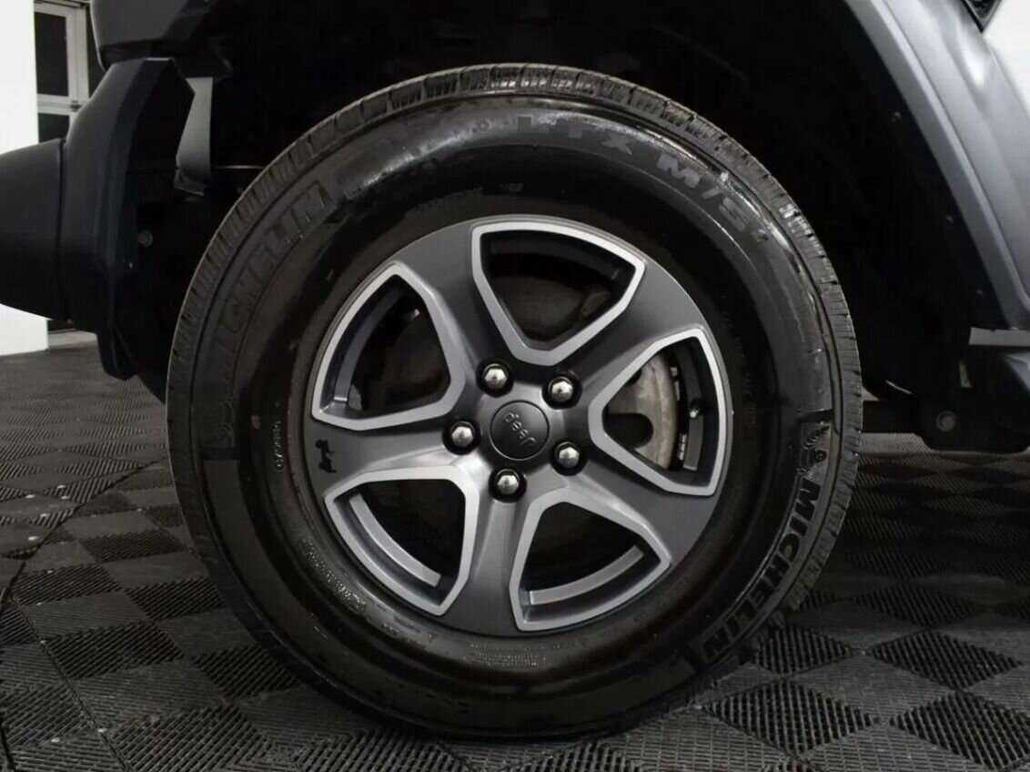 Jeep Wrangler с пробегом — 2022 год. Фото: #18