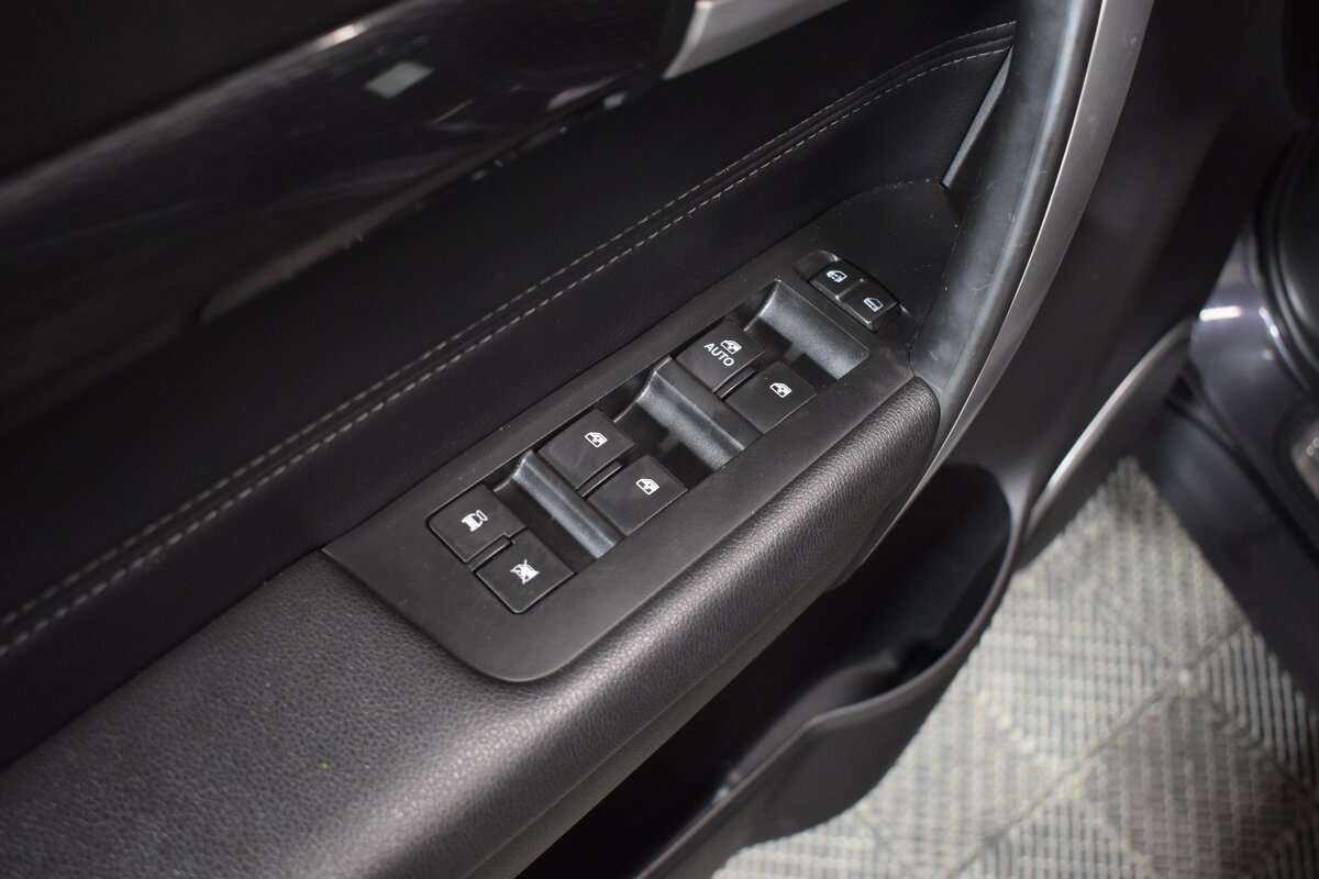 Chevrolet Captiva с пробегом — 2014 год. Фото: #14