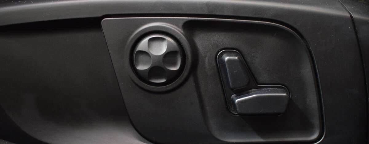 Maserati Ghibli с пробегом — 2015 год. Фото: #17