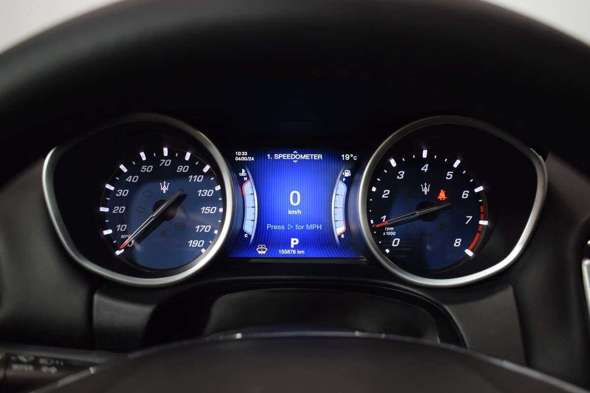 Maserati Ghibli с пробегом — 2015 год. Фото: #20