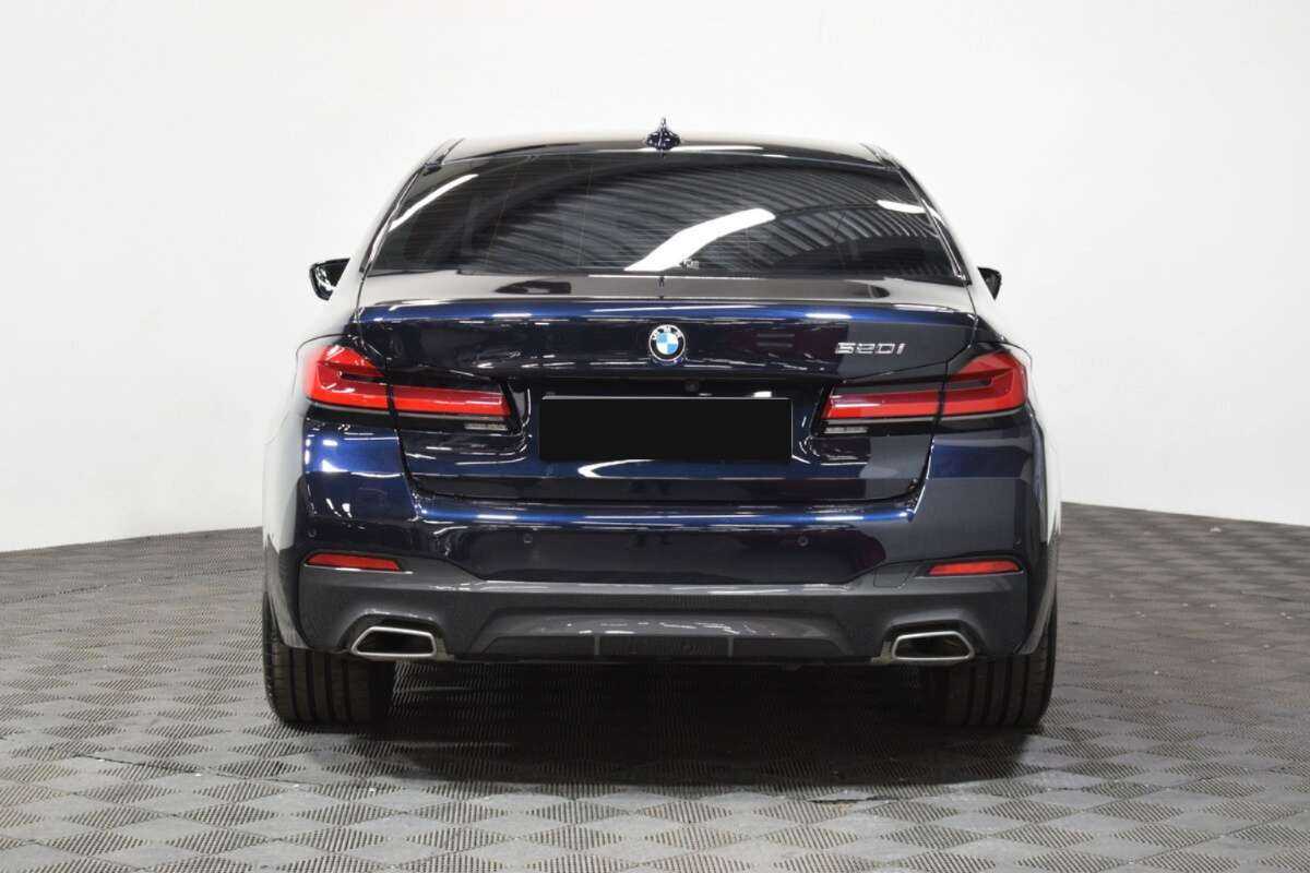 BMW 5 серии с пробегом — 2023 год. Фото: #4