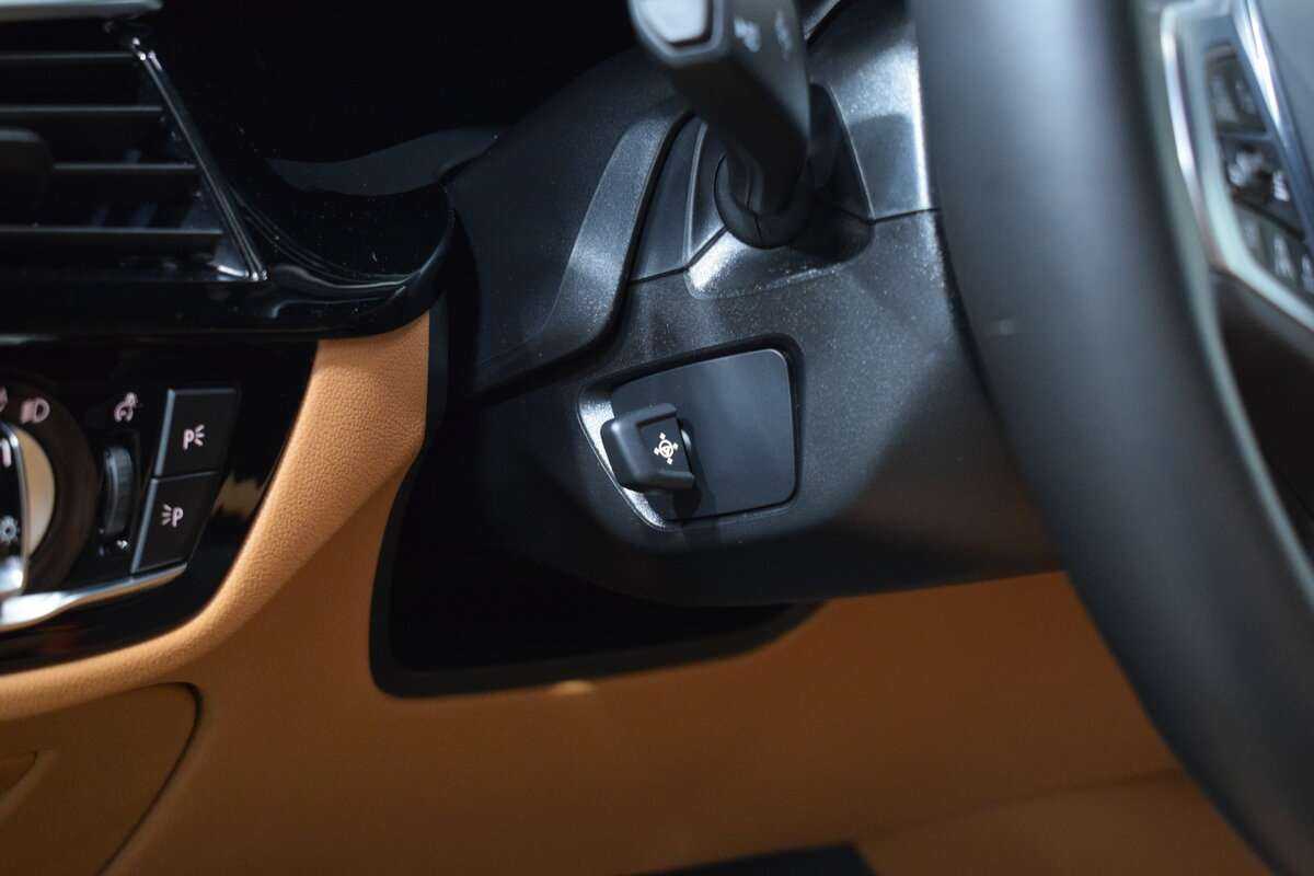 BMW 5 серии с пробегом — 2023 год. Фото: #17