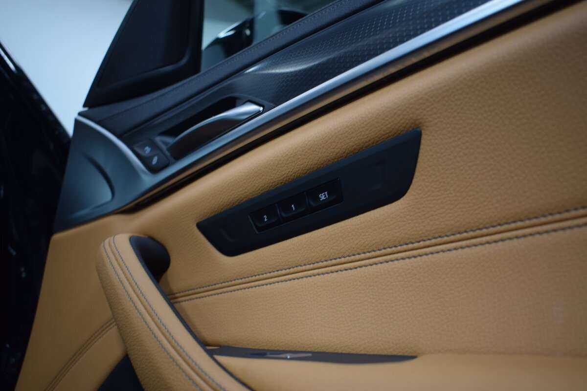 BMW 5 серии с пробегом — 2023 год. Фото: #21