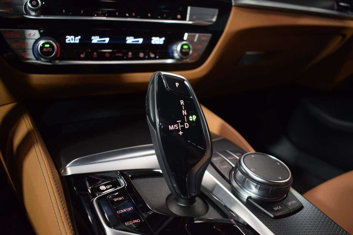 BMW 5 серии с пробегом — 2023 год. Фото: #29