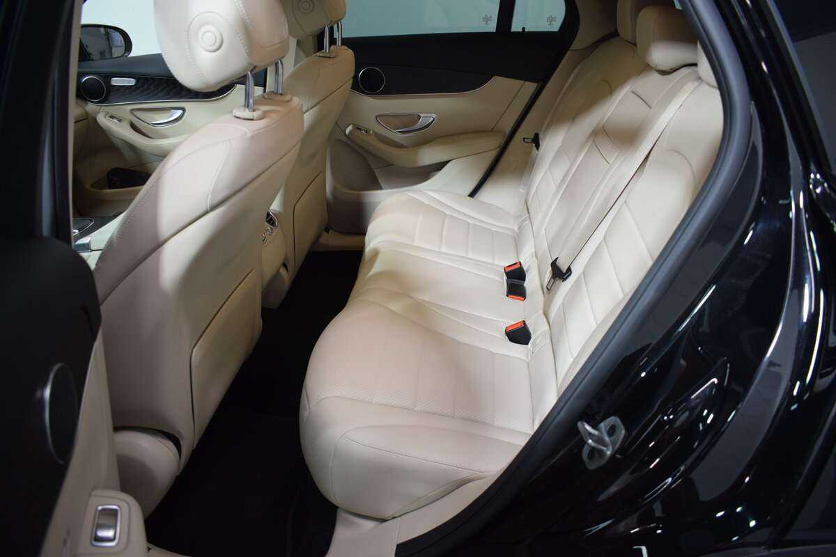 Mercedes-Benz GLC с пробегом — 2021 год. Фото: #11