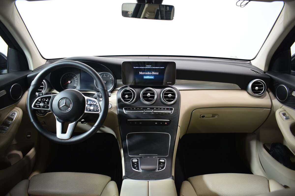 Mercedes-Benz GLC с пробегом — 2021 год. Фото: #14