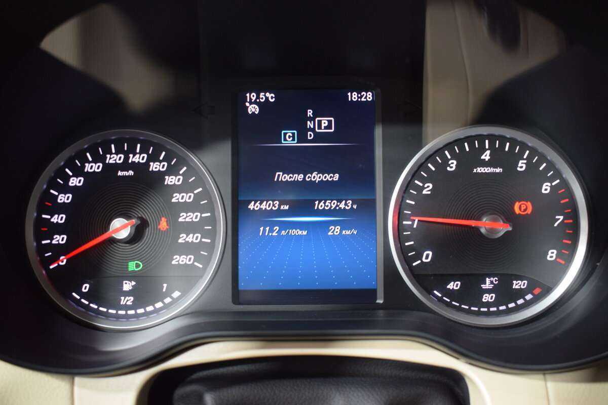 Mercedes-Benz GLC с пробегом — 2021 год. Фото: #16