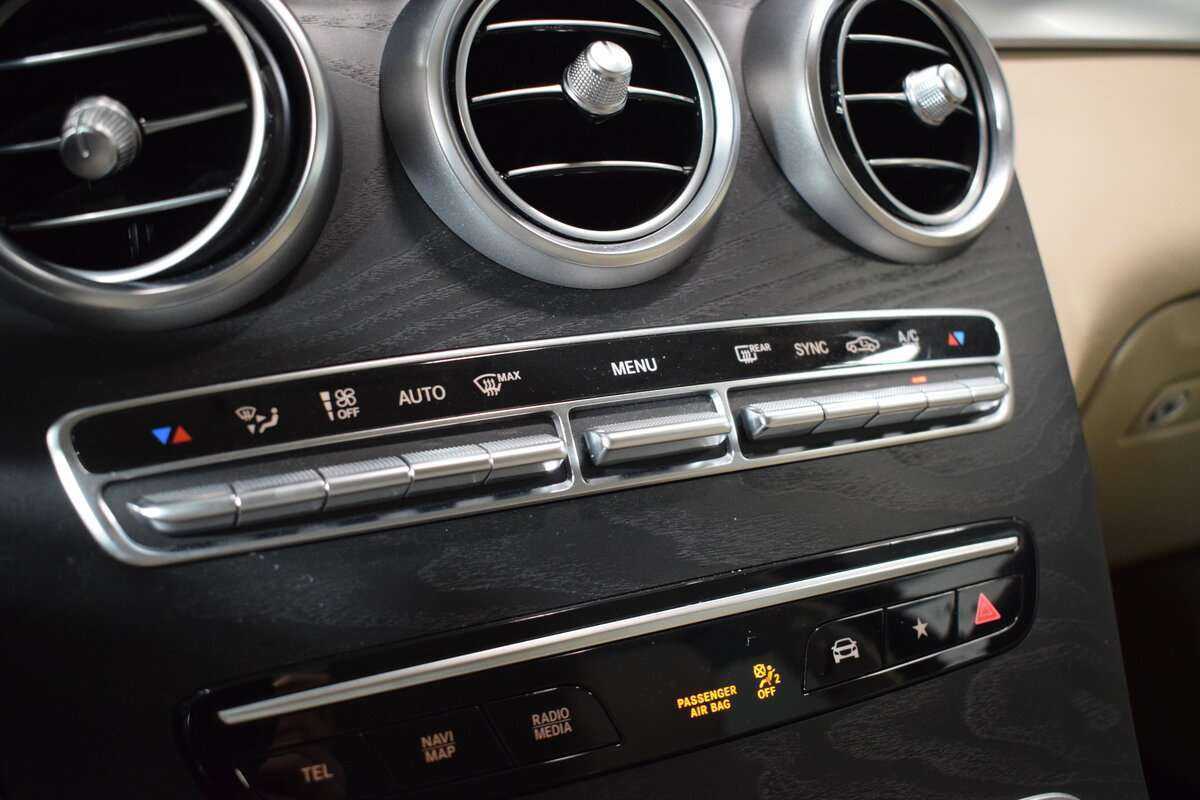 Mercedes-Benz GLC с пробегом — 2021 год. Фото: #19