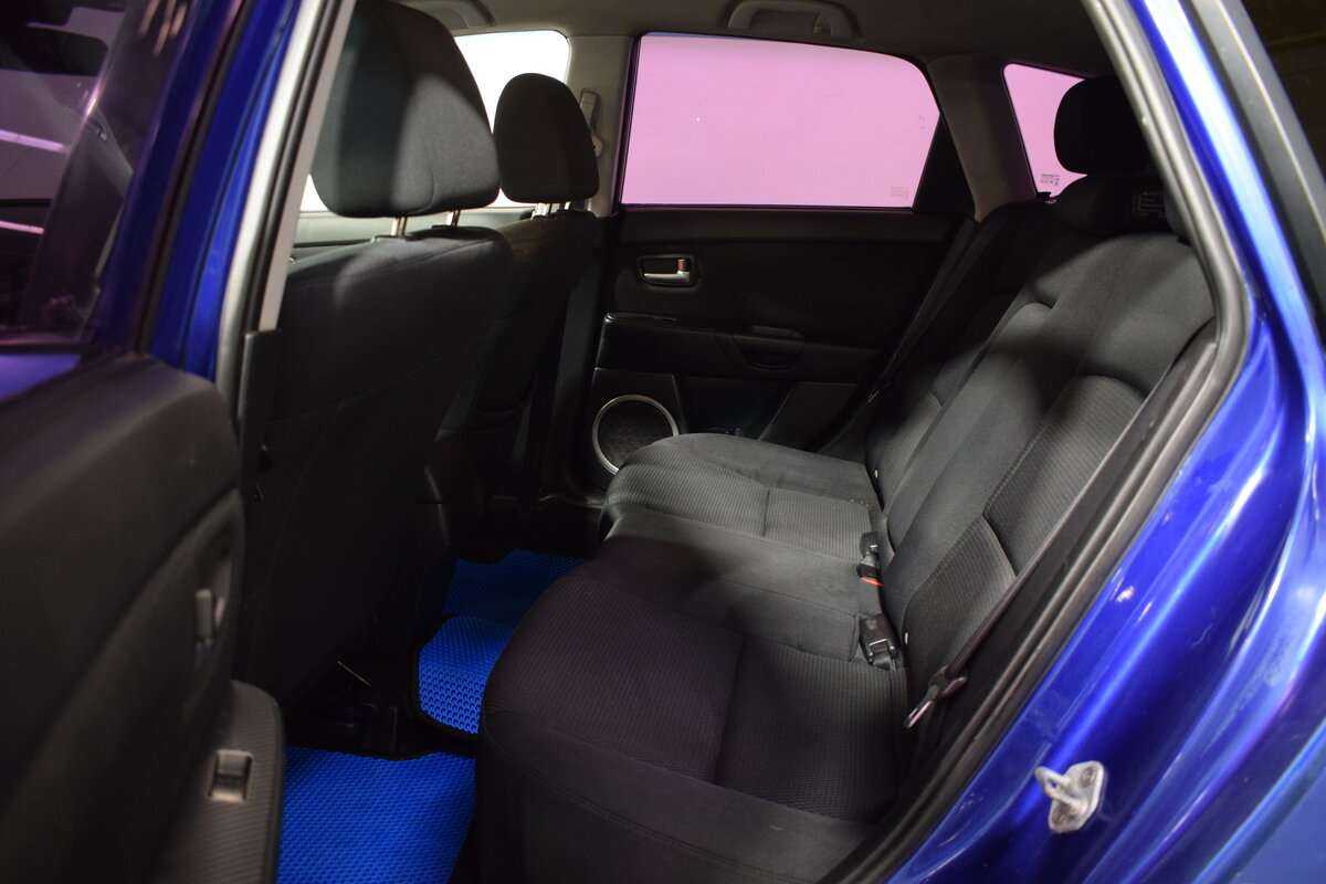 Mazda 3 с пробегом — 2006 год. Фото: #11
