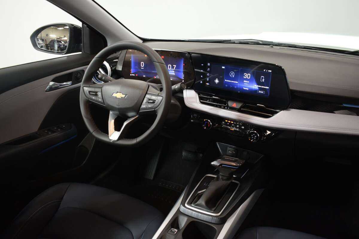 Chevrolet Monza с пробегом — 2023 год. Фото: #9