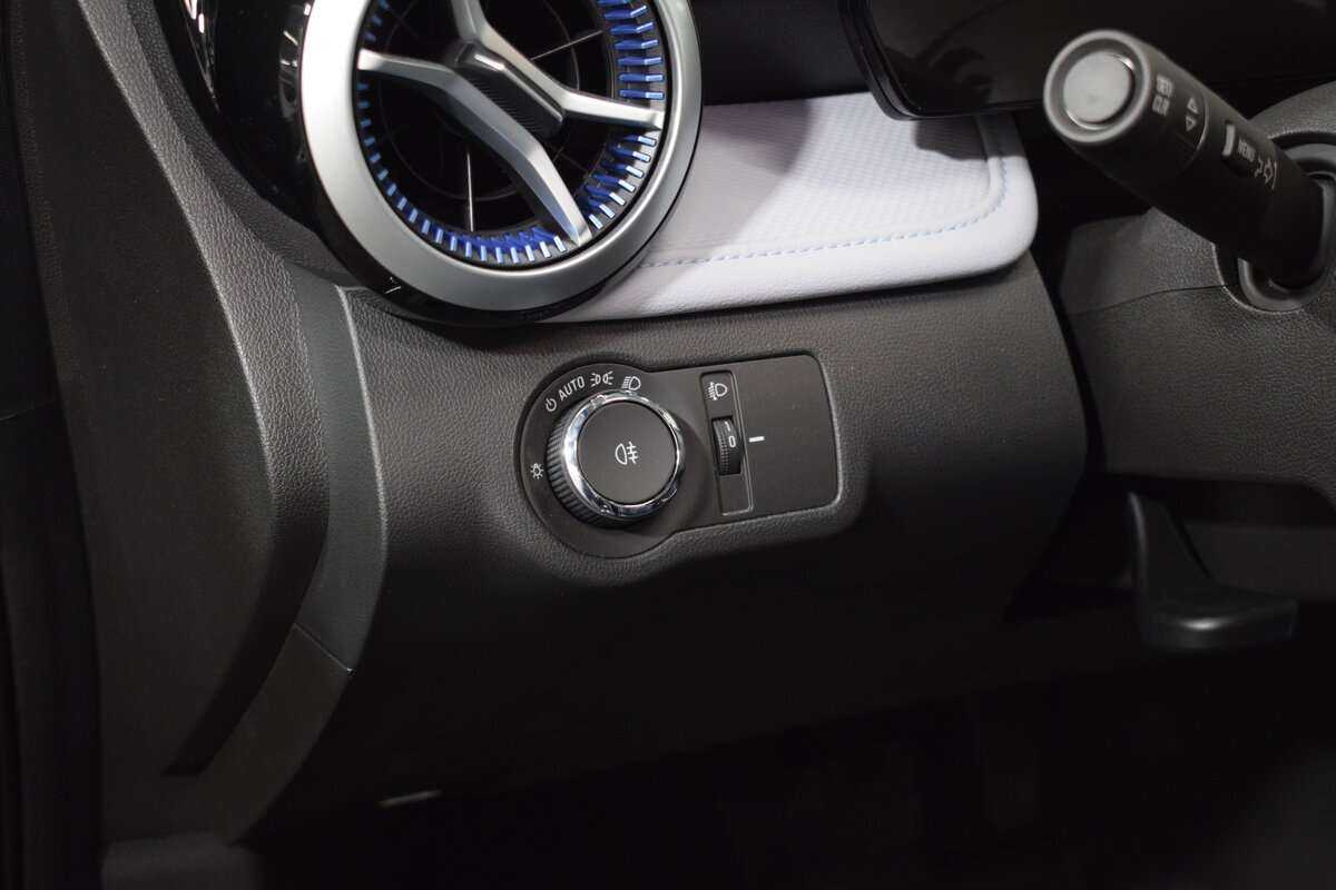 Chevrolet Monza с пробегом — 2023 год. Фото: #19