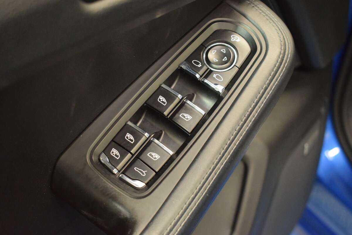 Porsche Macan с пробегом — 2015 год. Фото: #6