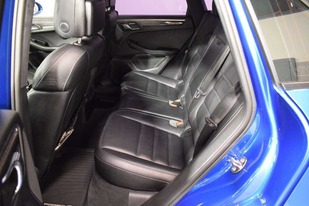 Porsche Macan с пробегом — 2015 год. Фото: #10