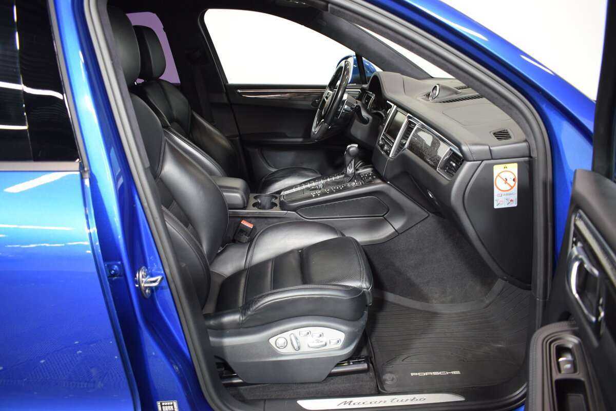 Porsche Macan с пробегом — 2015 год. Фото: #11