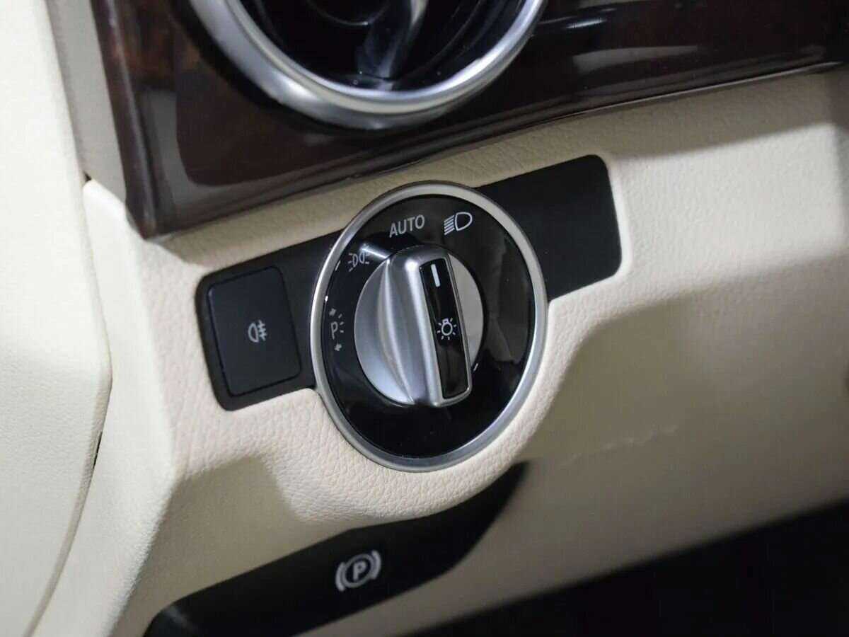 Mercedes-Benz GLK-Класс с пробегом — 2013 год. Фото: #6