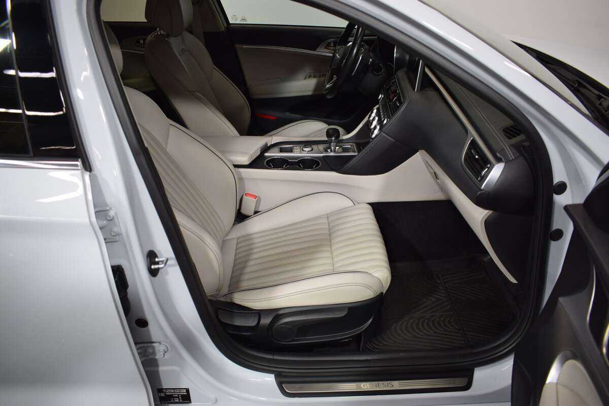 Genesis G70 с пробегом — 2019 год. Фото: #10