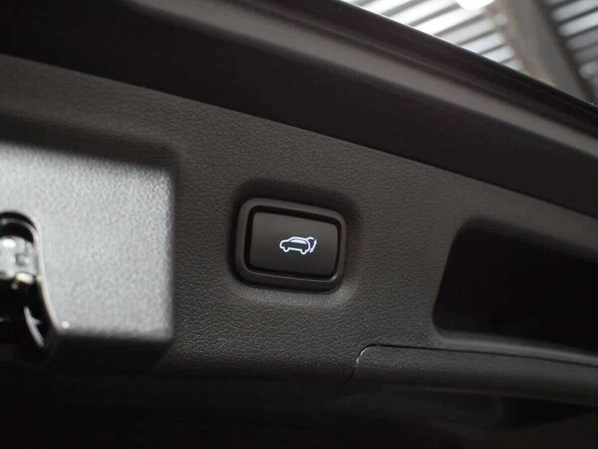 Hyundai Santa Fe с пробегом — 2019 год. Фото: #7