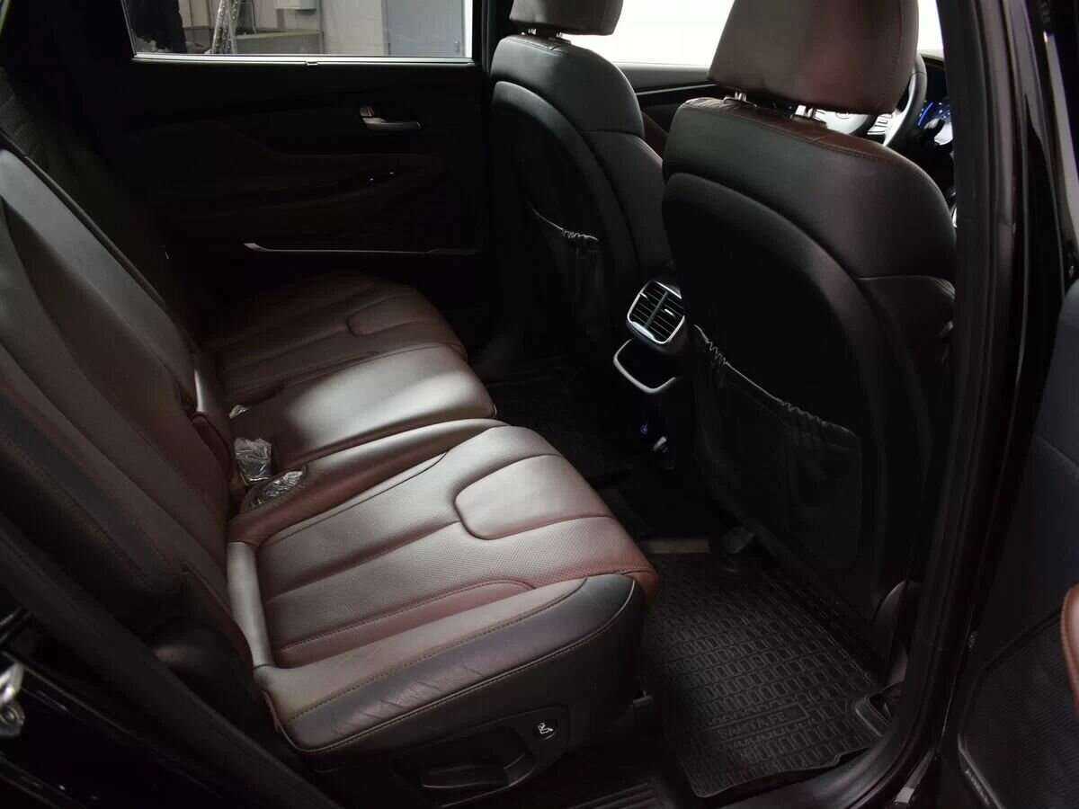 Hyundai Santa Fe с пробегом — 2019 год. Фото: #11