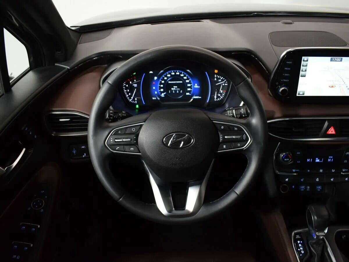 Hyundai Santa Fe с пробегом — 2019 год. Фото: #13